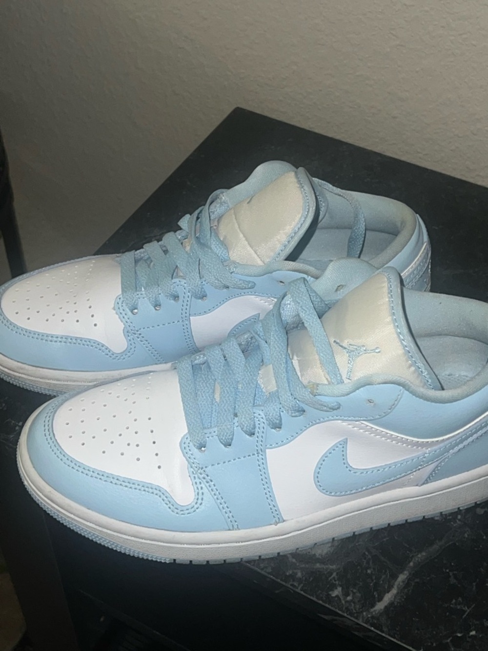 Jordan Low-Top Sneakers - White & Baby Blue